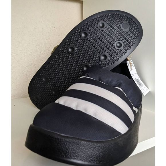 Sandals_&_Flip_Flops